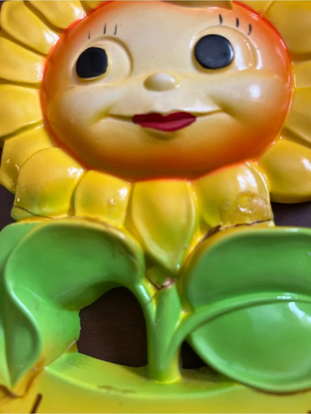 Sunflower Wall Plaque Pair - Yellow & Green Decorative Anthropomorphic *READ*